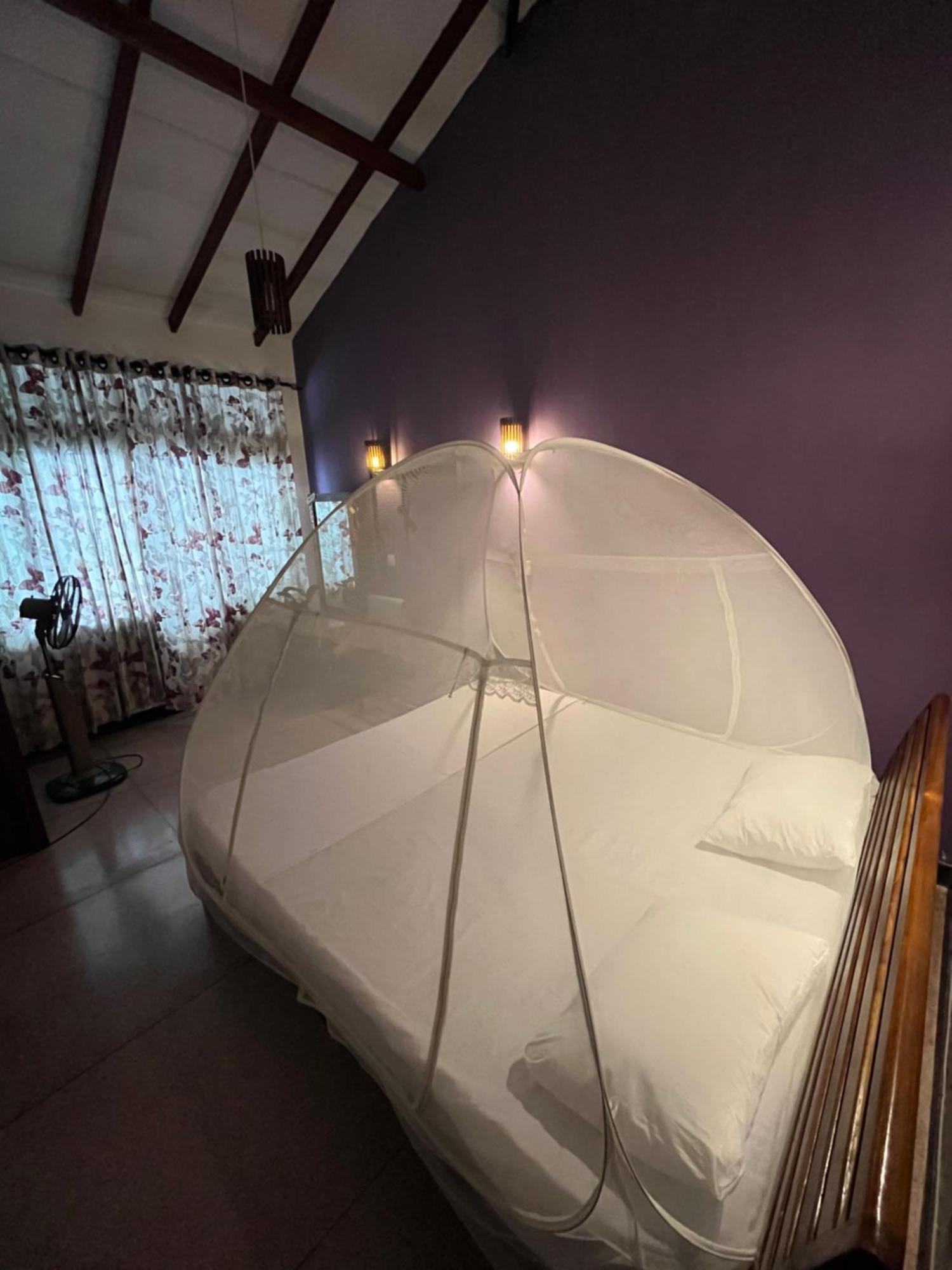 Rustic Mahaweli Apartment Kandy Room photo